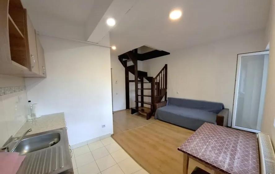 Apartament cu 2 camere decomandat, mobilat în Gării