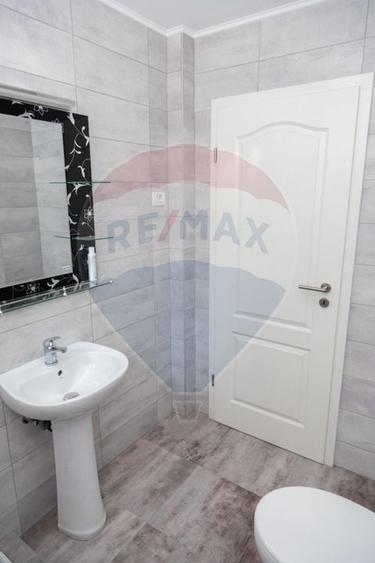 Casă individuală cu 5 camere cu Teren 378 Mp în Sânpetru