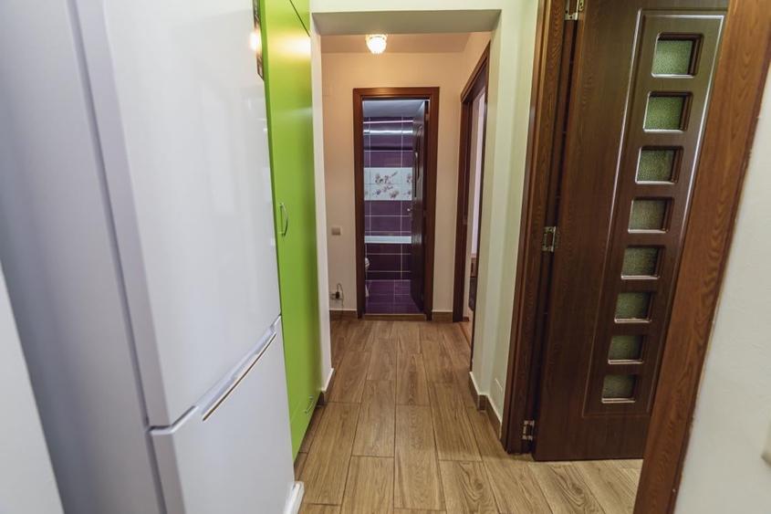 Apartament cu 2 camere decomandat, mobilat în Drumul Taberei