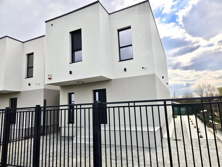 Casă cu Teren 250 Mp în Covaci