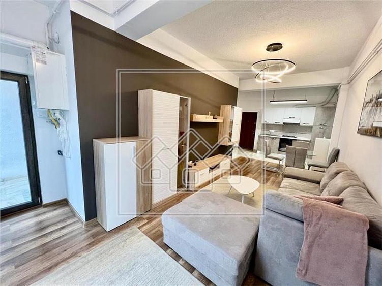 Apartament cu 2 camere nedecomandat în Exterior Sud