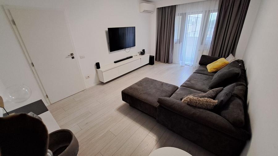 Apartament cu 2 camere decomandat, mobilat în Banu Manta