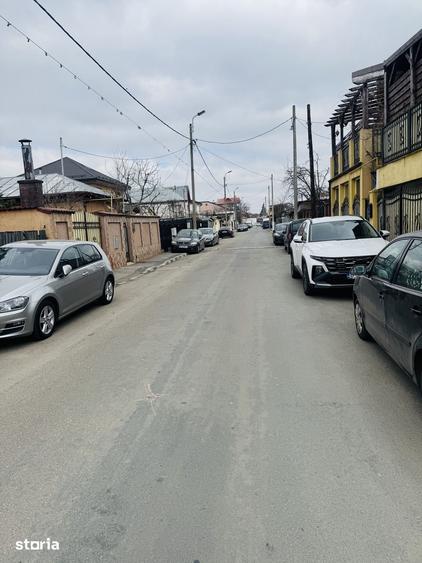 Casă cu 3 camere cu Teren 227 Mp în Industriilor