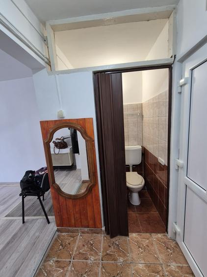 Garsonieră semidecomandată în Central