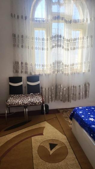 Casă individuală cu 3 camere cu Garaj în 1 Decembrie