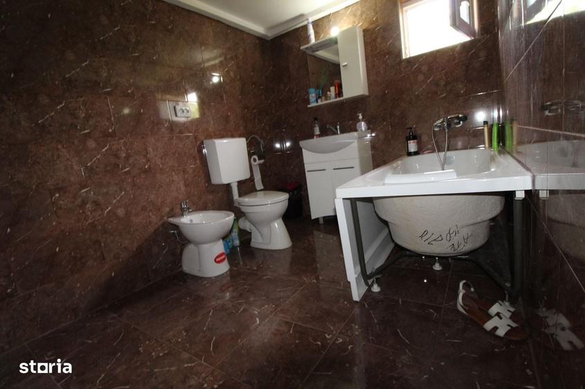 Casă cu 3 camere în Buduhala