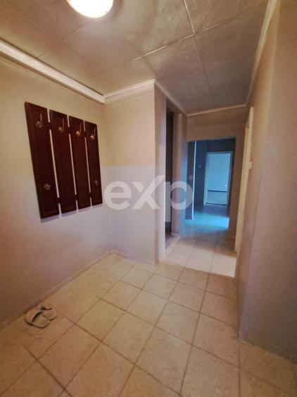 Apartament cu 3 camere decomandat, mobilat în Central