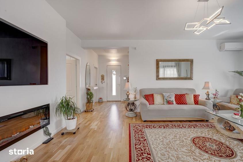 Casă cu 4 camere cu Teren 400 Mp în Corbeanca