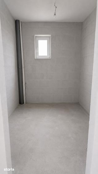 Casă cu 5 camere cu Teren 285 Mp în Central