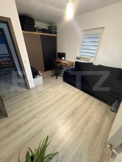 Casă individuală cu 4 camere cu Canalizare în Sud