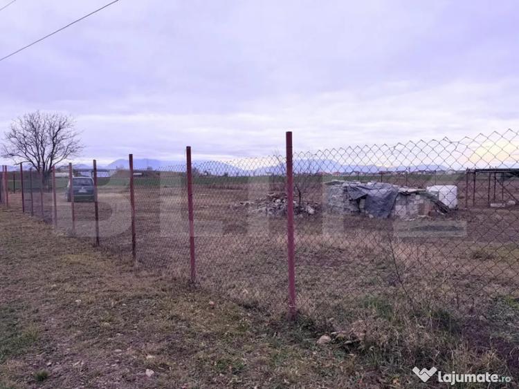 Teren de 1062 mp, în Central