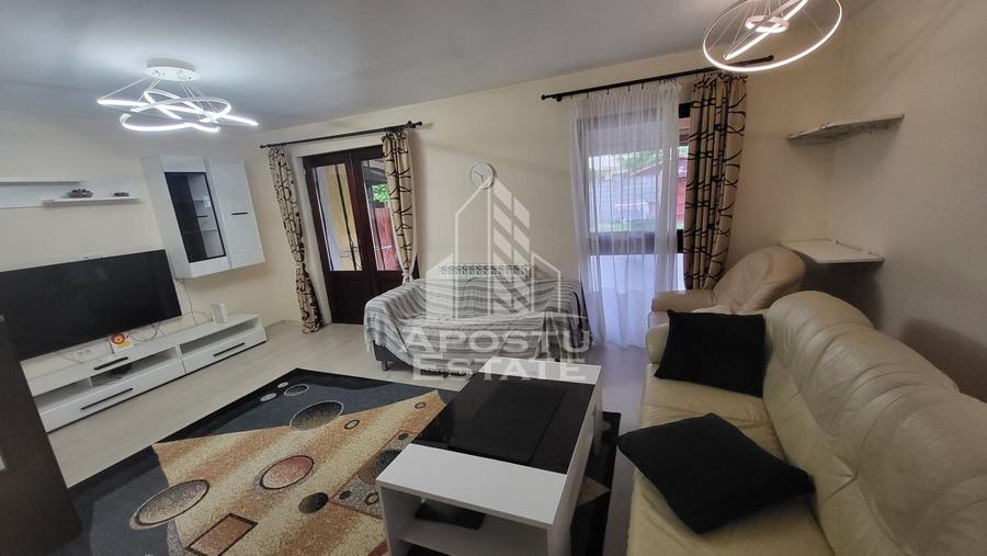 Duplex cu 5 camere cu Canalizare în Dumbrăvița