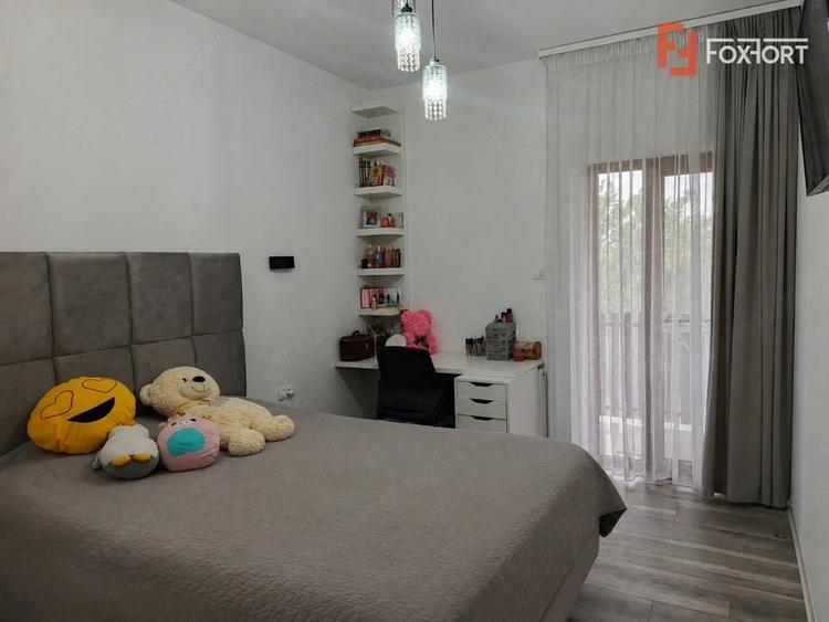Apartament cu 3 camere decomandat în Sânandrei