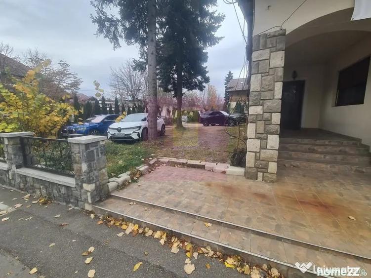 Spațiu comercial, de 711 mp, în Câmpina