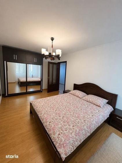 Apartament cu 3 camere decomandat în Traian