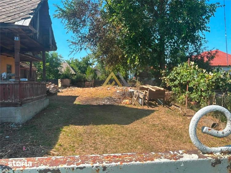 Casă cu 2 camere cu Teren 550 Mp în Groși