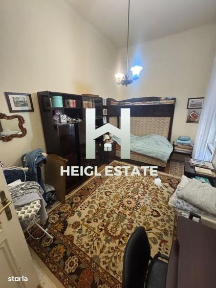 Apartament cu 4 camere în P-ța Victoriei