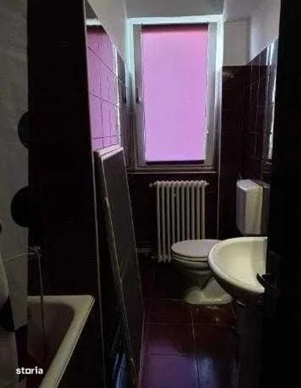 Apartament cu 2 camere decomandat în Rahova