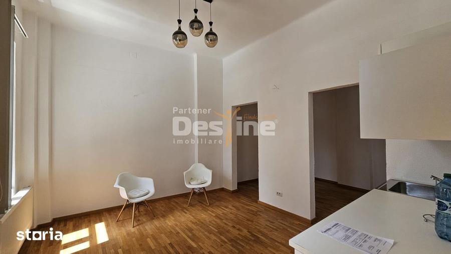 Spațiu comercial, de 160 mp, în Romană