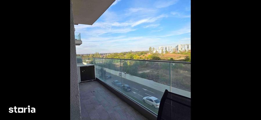 Apartament cu 3 camere în Băneasa