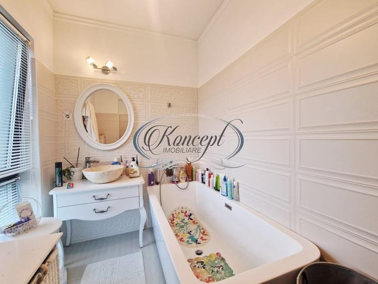 Duplex cu 4 camere cu Canalizare în Dâmbul Rotund