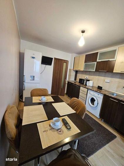 Apartament cu 2 camere decomandat, mobilat în Central