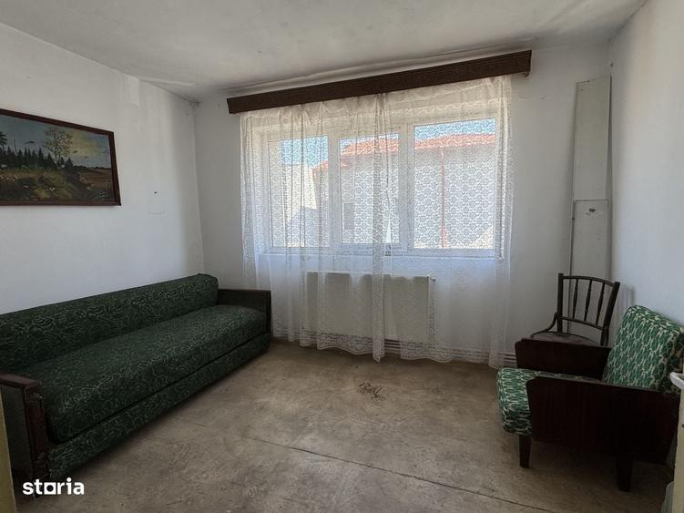 Apartament cu 2 camere semidecomandat în Zahana