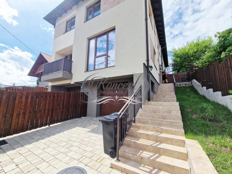 Duplex cu 4 camere cu Canalizare în Dâmbul Rotund