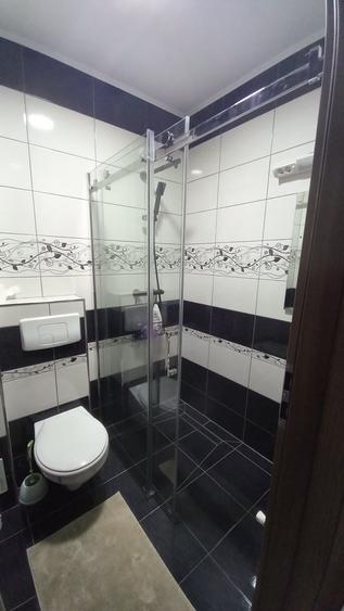 Apartament cu 3 camere decomandat în Ludoș