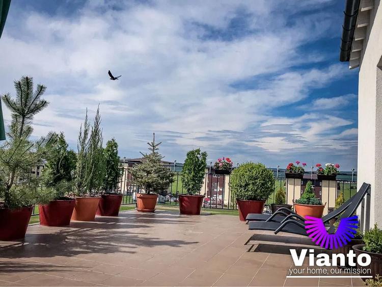 Penthouse cu 3 camere decomandat, mobilat în Turnișor