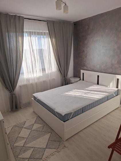 Apartament cu 2 camere decomandat în Cârcea