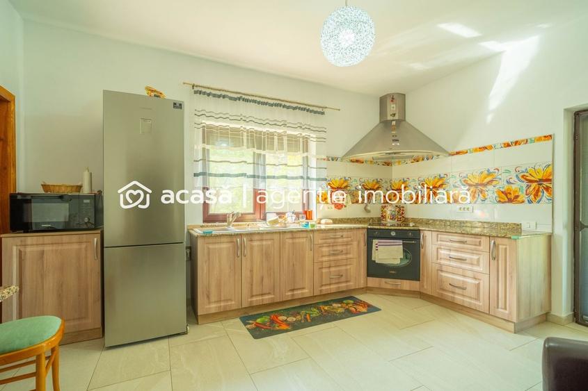 Casă individuală cu 4 camere cu Canalizare în Păuliș