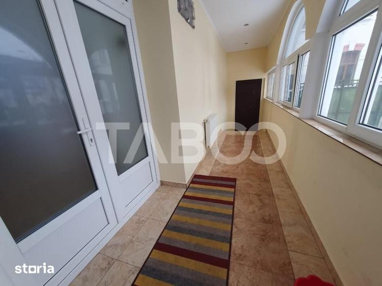 Casă cu 4 camere cu Teren 400 Mp în Central