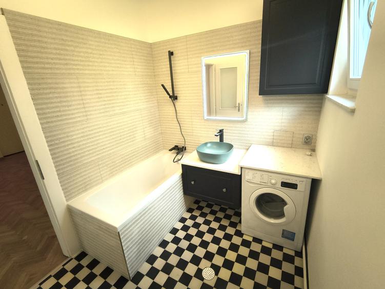 Apartament cu 2 camere decomandat, mobilat în Centrul Istoric