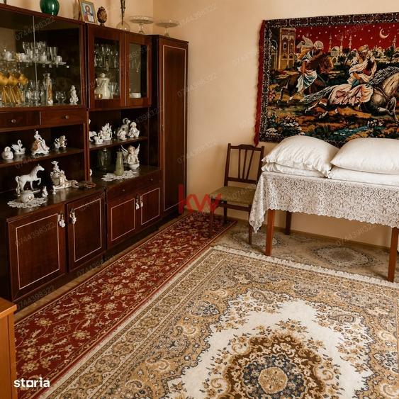 Casă cu 4 camere în Sat Nou