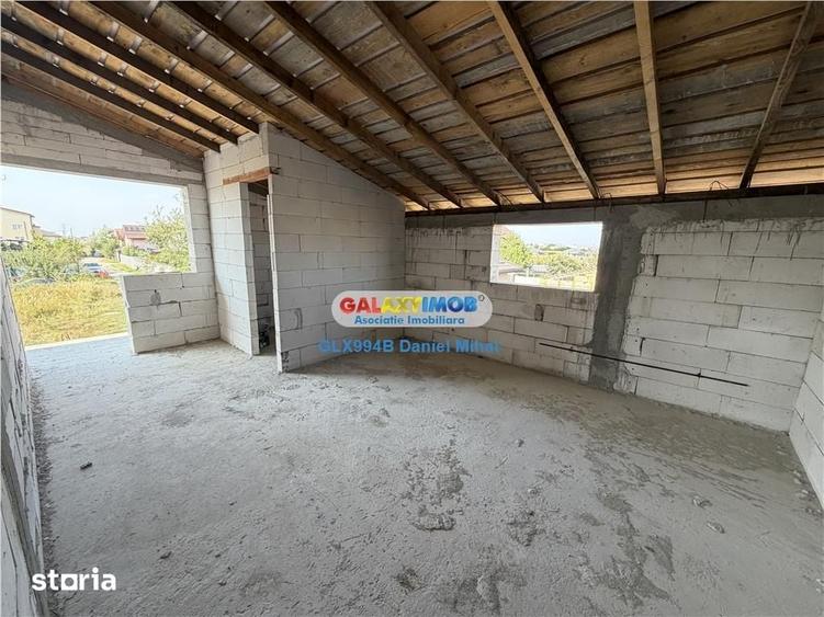 Casă cu 8 camere cu Teren 500 Mp în Clinceni