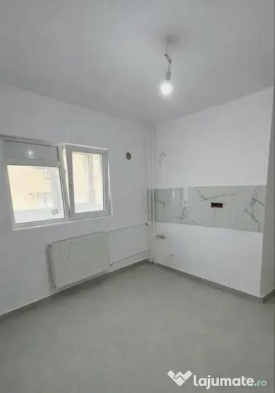 Apartament cu 2 camere semidecomandat în Vitan