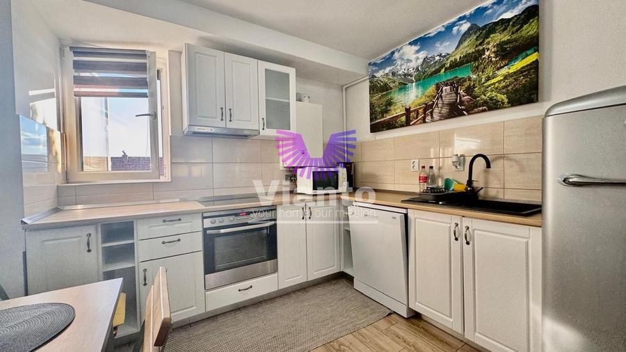 Apartament cu 3 camere decomandat, mobilat în Calea Poplăcii