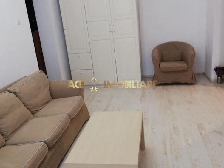 Apartament cu 2 camere semidecomandat, mobilat în Moșilor