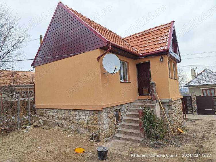 Casă cu 2 camere cu Teren 1150 Mp în Pădureni (Ciurila)