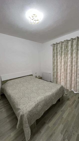 Casă cu Teren 500 Mp în Căzănești (Râmnicu Vâlcea)