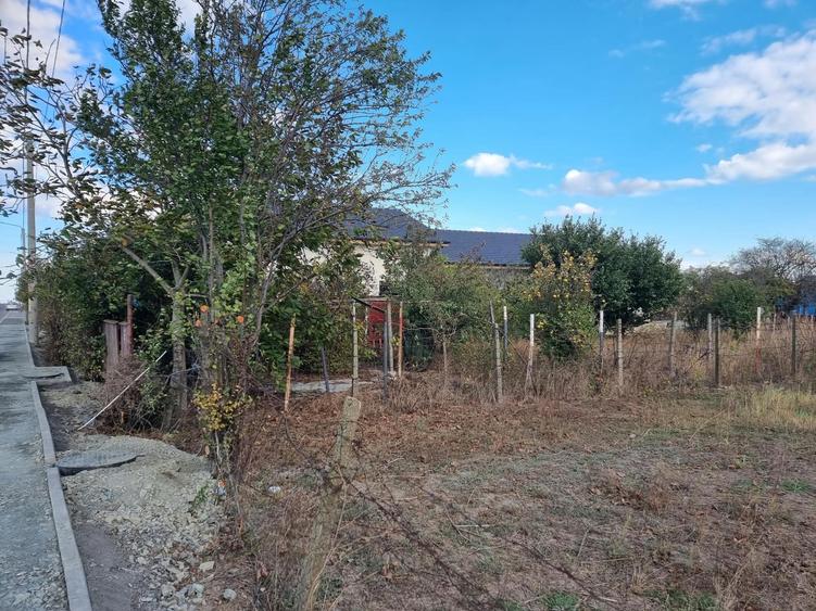 Teren Construcții intravilan de 706 mp, în Cumpăna