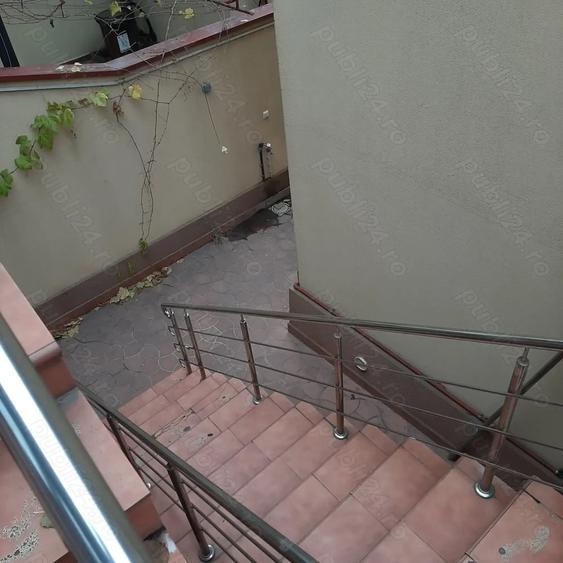 Casă cu 6 camere cu Teren 140 Mp în Drumul Taberei