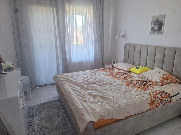 Apartament cu 2 camere semidecomandat în Exterior Vest