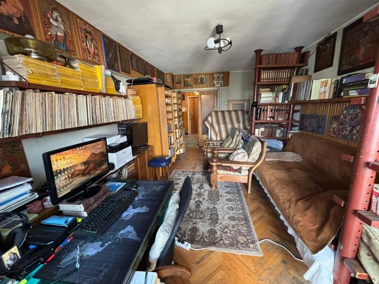 Apartament cu 2 camere decomandat în Unirii