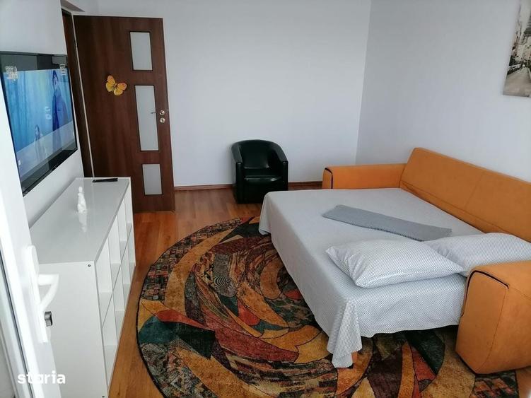 Apartament 2 camere decomandat,an universitar - 2
