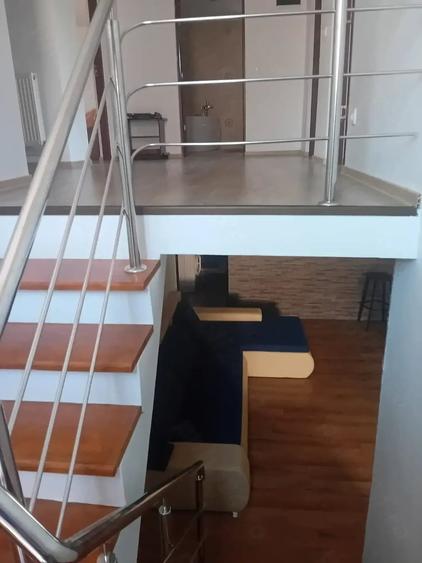 Casă cu Teren 551 Mp în Hințești