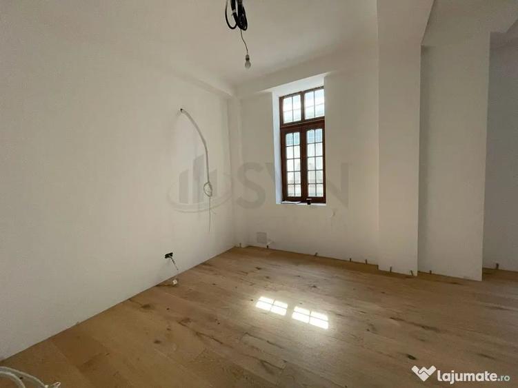 Casă cu 4 camere cu Teren 240 Mp în Dorobanți