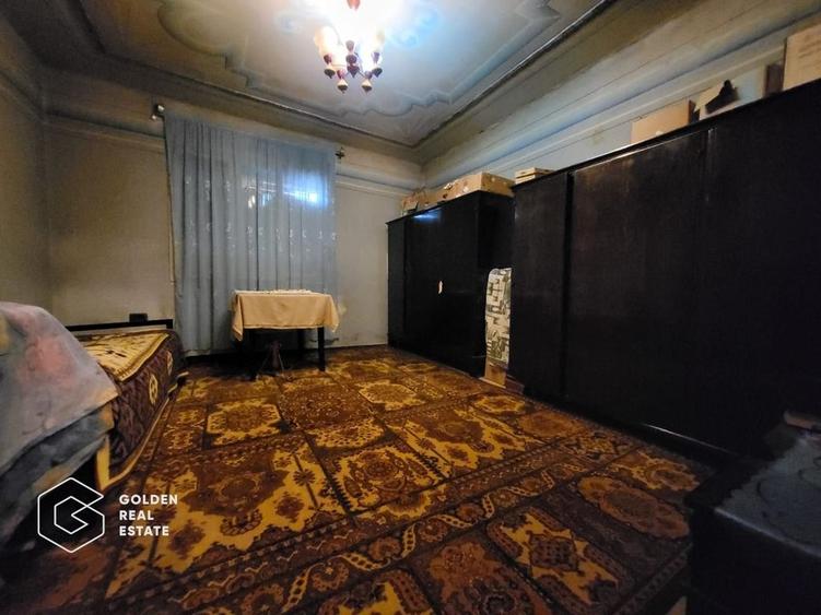 Casă individuală cu 5 camere cu Canalizare în Central