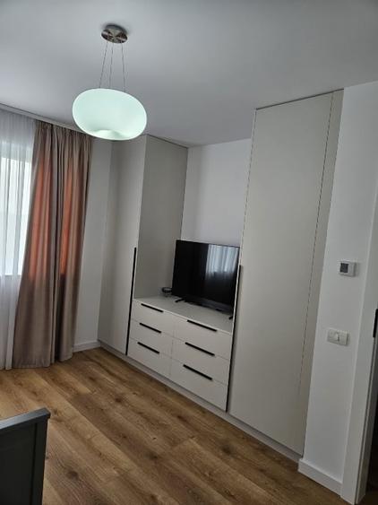 Duplex cu 4 camere cu Canalizare în Moșnița Nouă